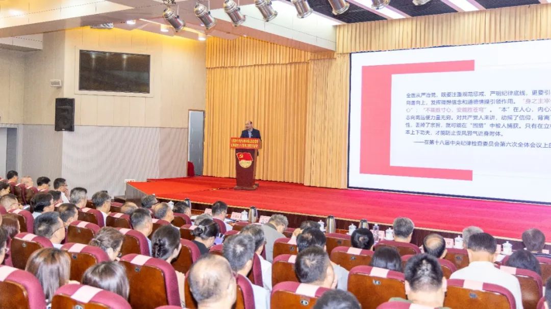 比赛2.jpg 比赛2.jpg